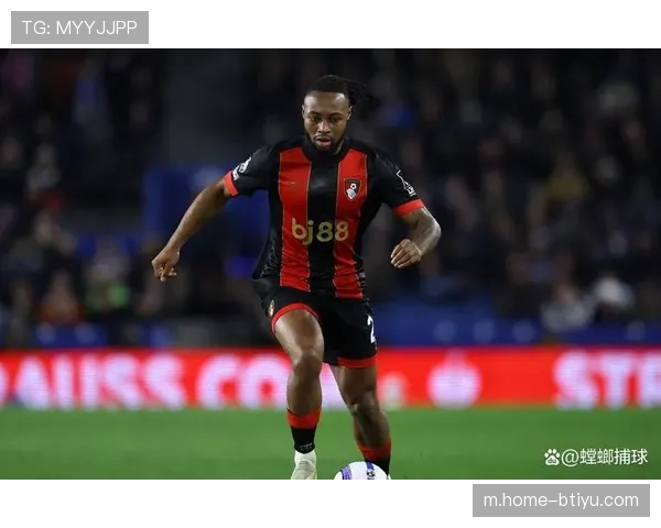 曼城边后卫助攻成进攻发起点，艾特-努里横传助攻塞梅尼奥