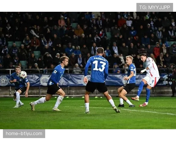 热刺阵容重构需求：中场出球点与后场出球型后卫成改造重点