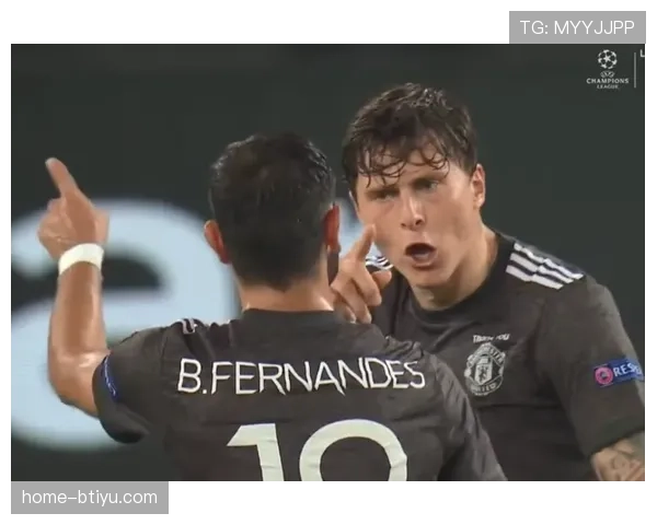 美因茨门将施沃洛夫扑救率0% 开球失误直接导致失球